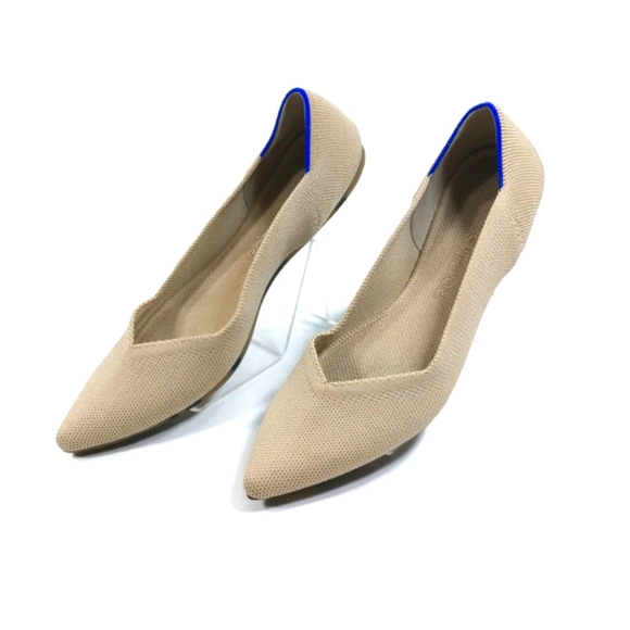 SS1640 EUC $149 Rothys Ecru Pointy Toe Ballet Flats—left shoe:9, right shoe:9.5 - Picture 6 of 10